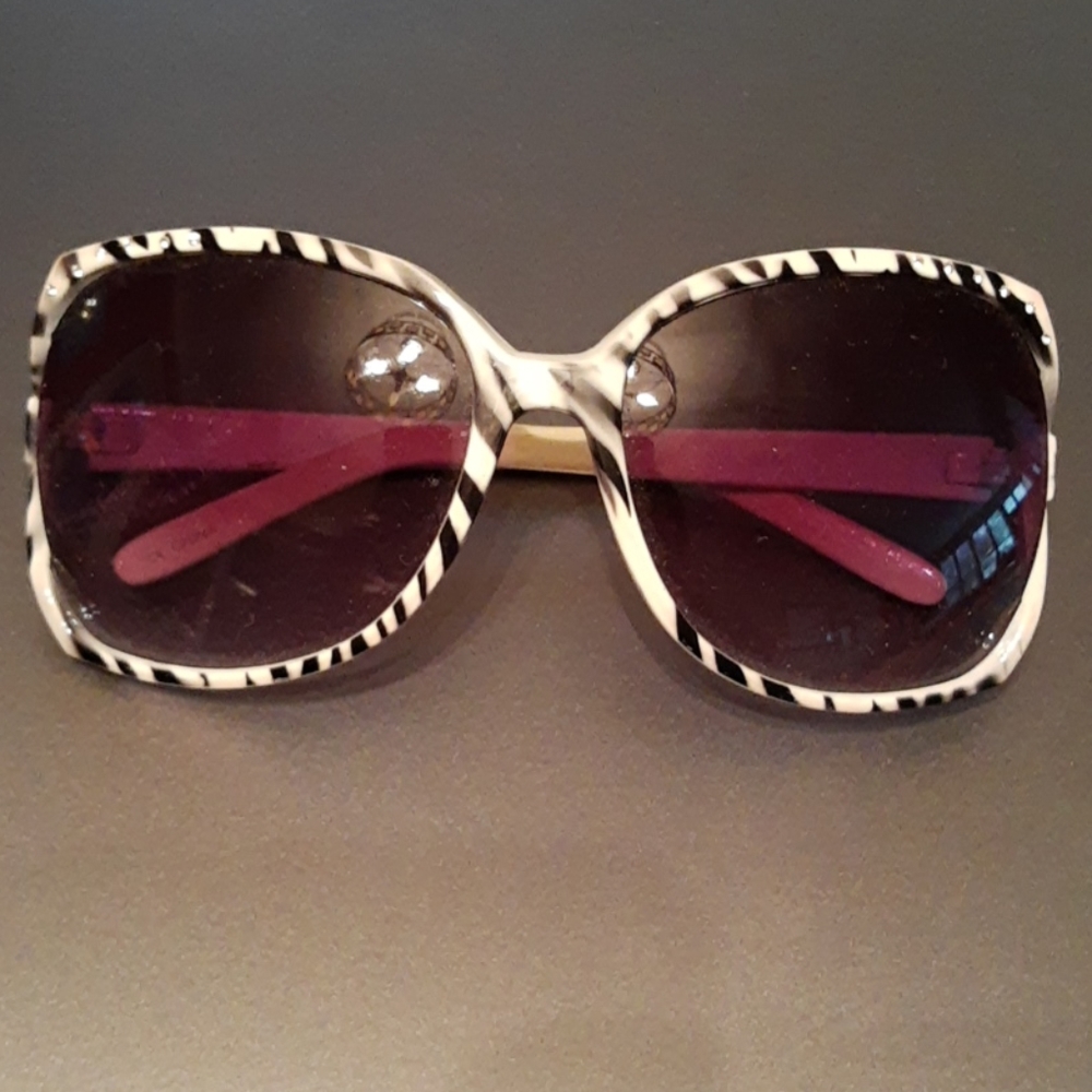 Babydoll zebra print sunglasses